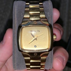 Nixon Watch- gold